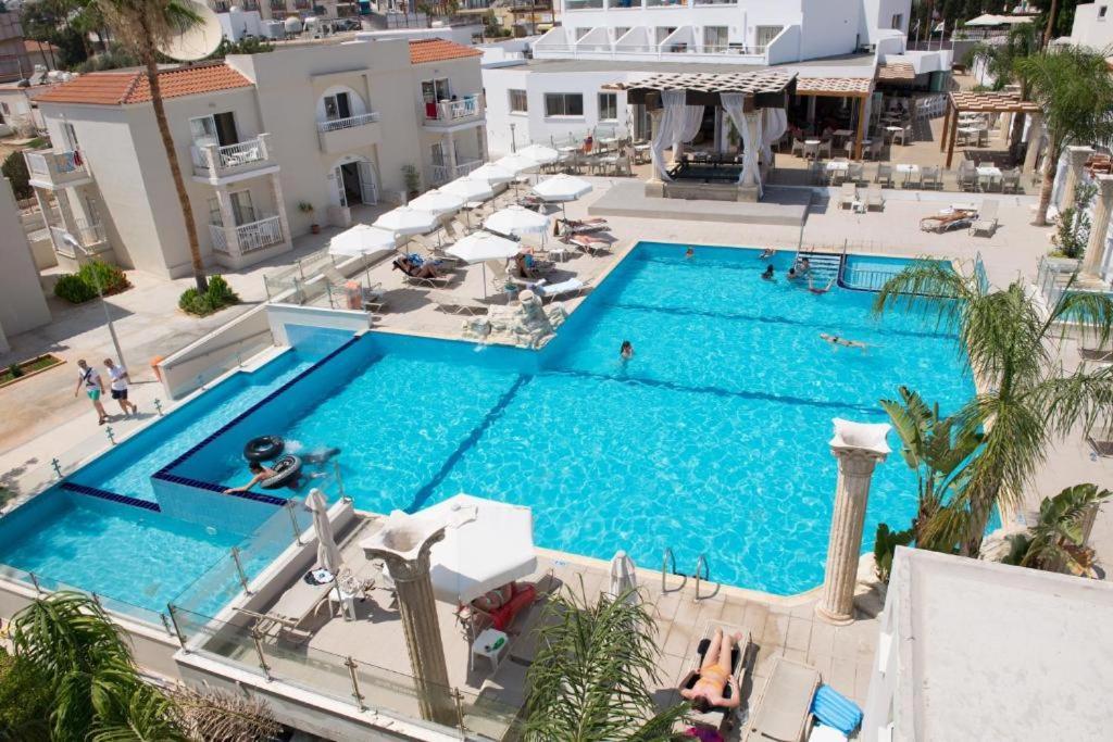 New Famagusta Hotel & Suites Ayia Napa Luaran gambar