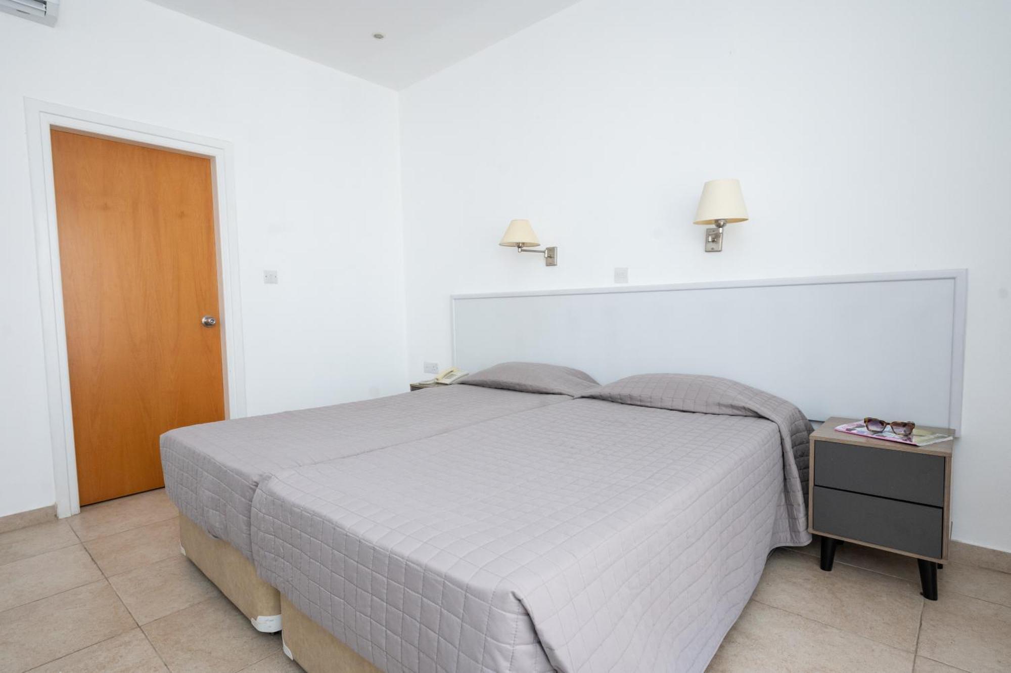 New Famagusta Hotel & Suites Ayia Napa Luaran gambar