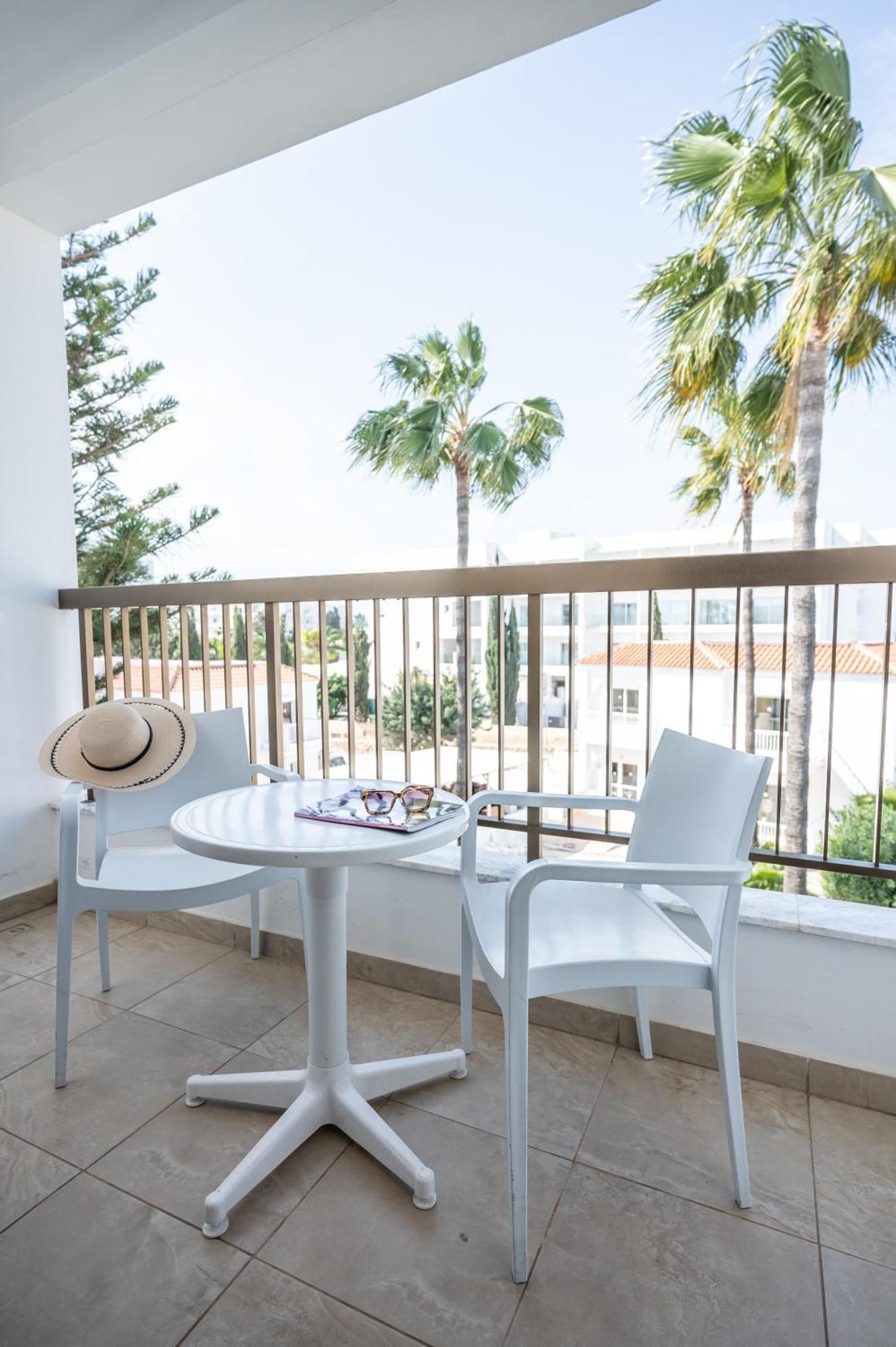New Famagusta Hotel & Suites Ayia Napa Luaran gambar